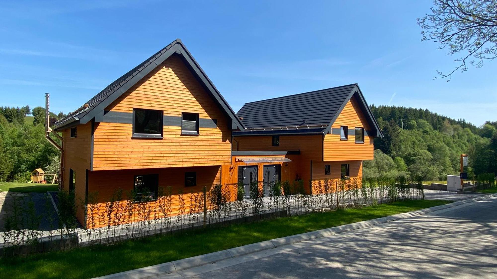 Urlaub Am Schwarzbach Mit Sauna Und Whilpool Butgenbach Exterior photo